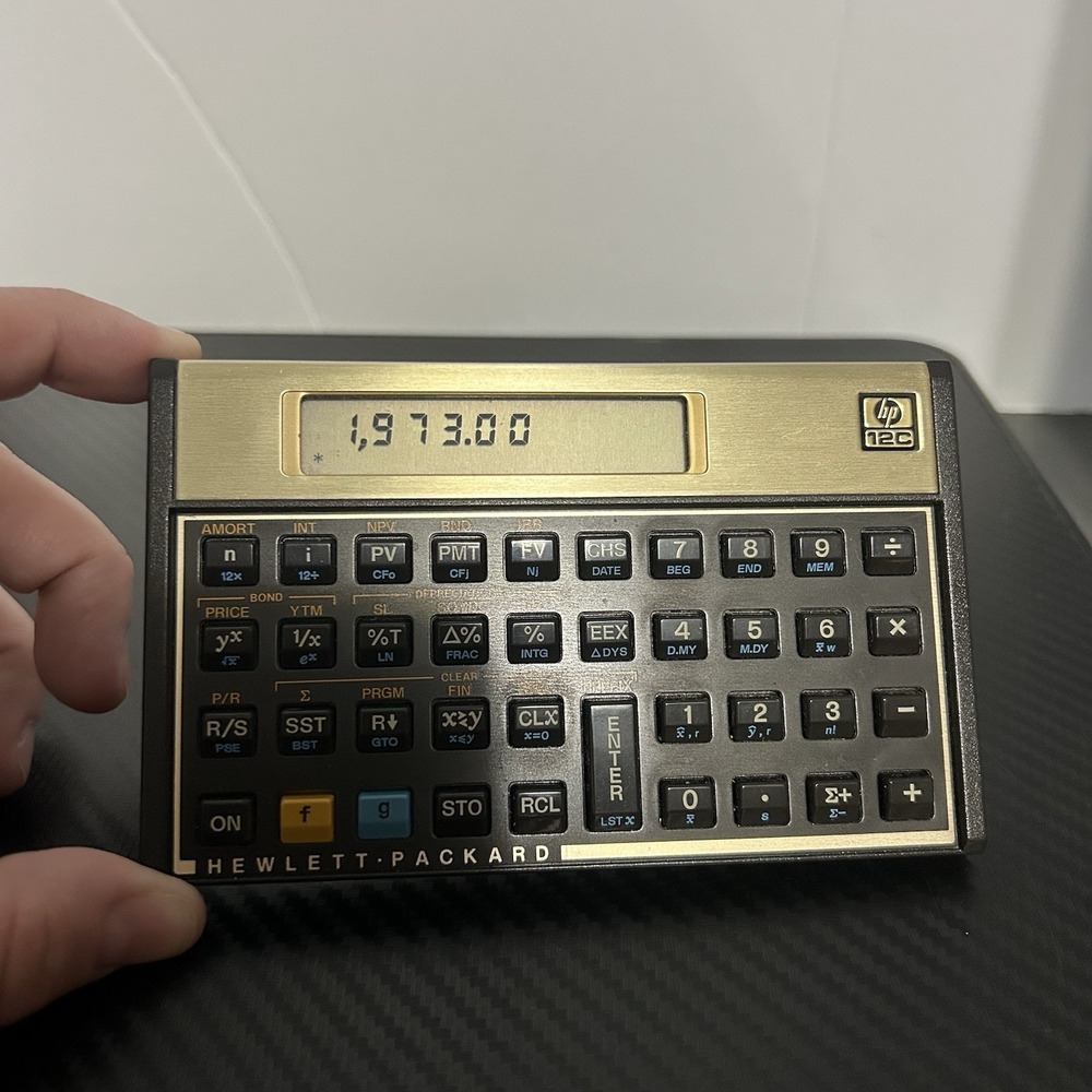 Vintage HP 12C Financial Calculator w/ Original Cover Made in USA TESTED Works! - Picture 2 of 9